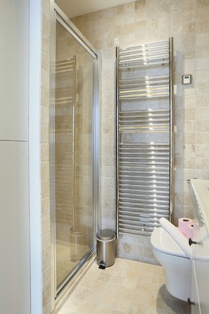 Bathroom - Lovely and new Studio Center of Paris (Paris)