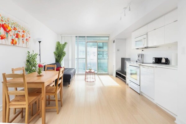 舒适公寓, 1 张��大床和 1 张沙发床, 无烟房, 厨房 | 起居区