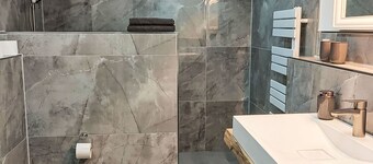 Am Waldrand by Interhome