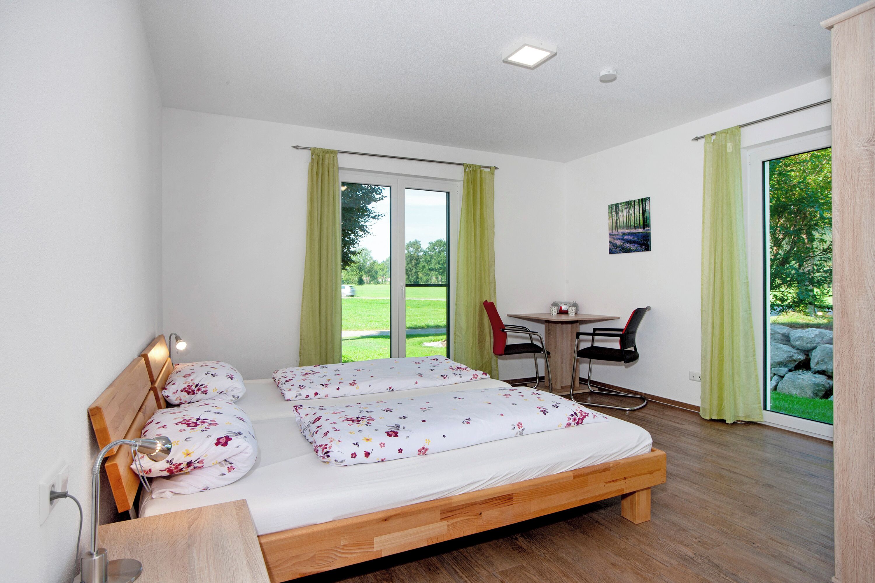 2 habitaciones, wifi gratis, ropa de cama y acceso para silla de ruedas 