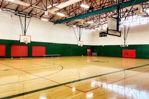 Sport court