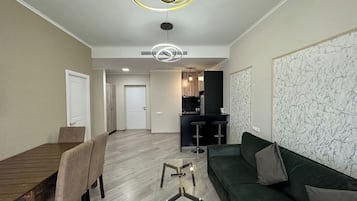 Family Apartment, Mountain View