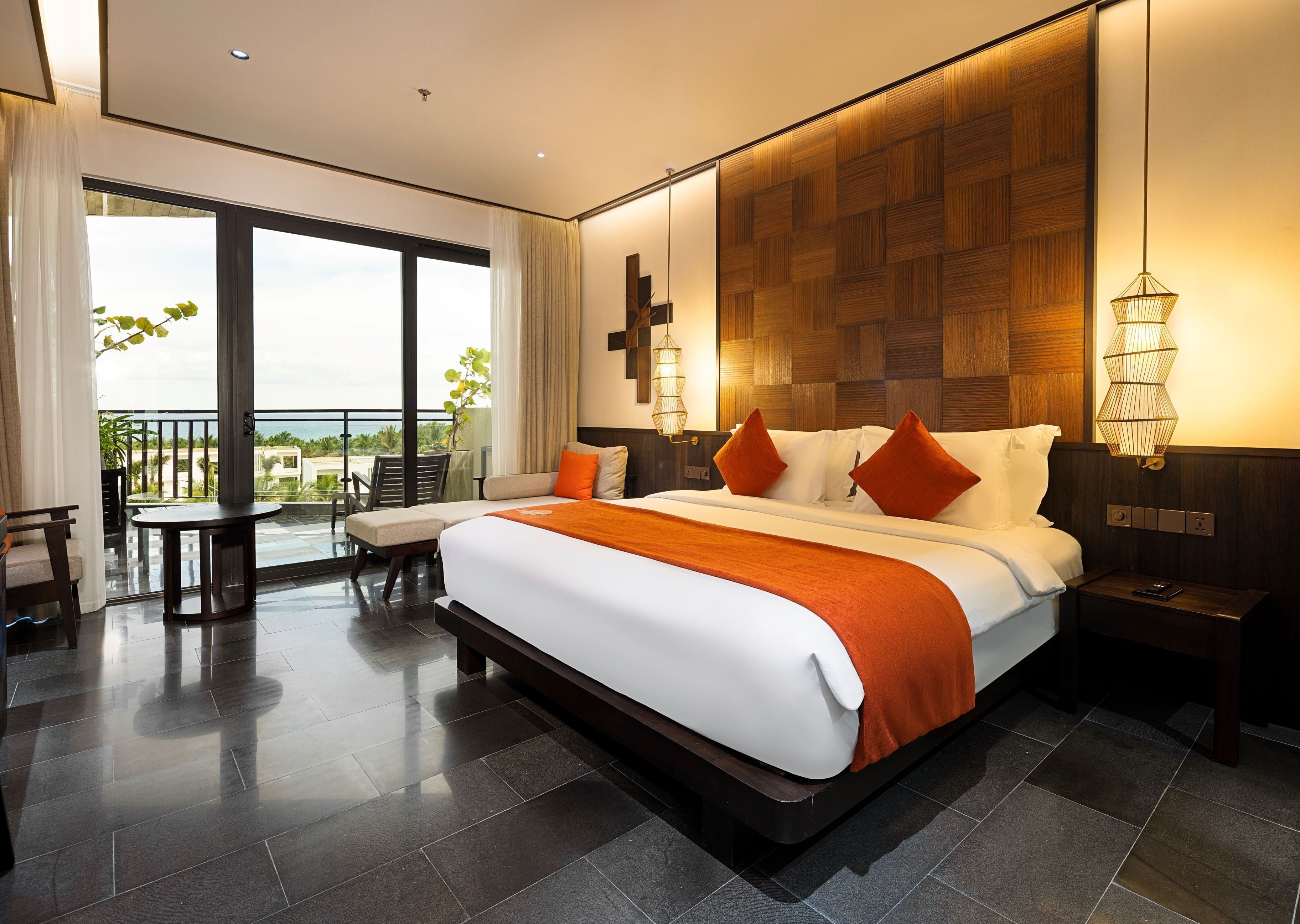 Family Suite 2-Bedroom Sea View with Children Themed Room | Free minibar items, in-room safe, desk, iron/ironing board