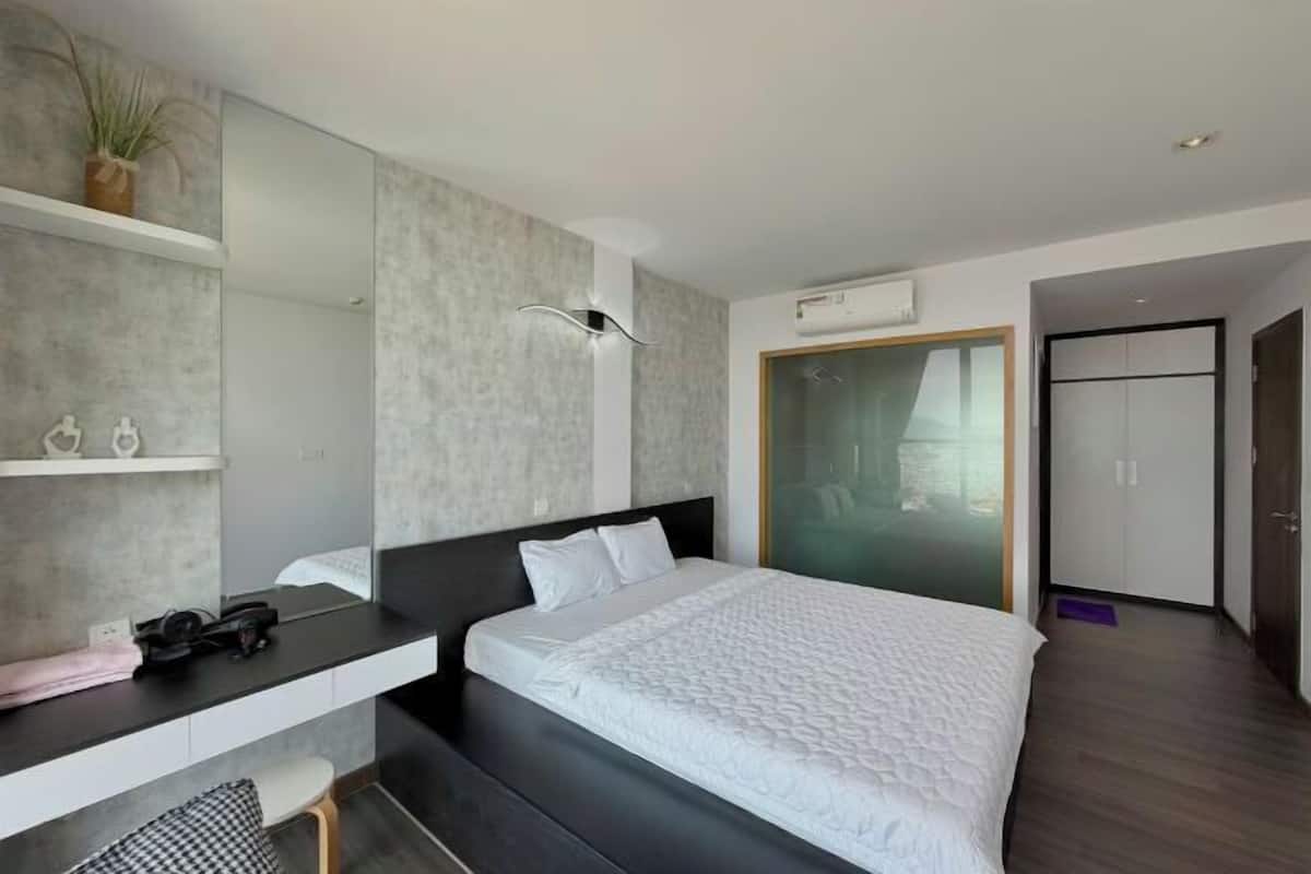 Egyptian cotton sheets, premium bedding, memory foam beds