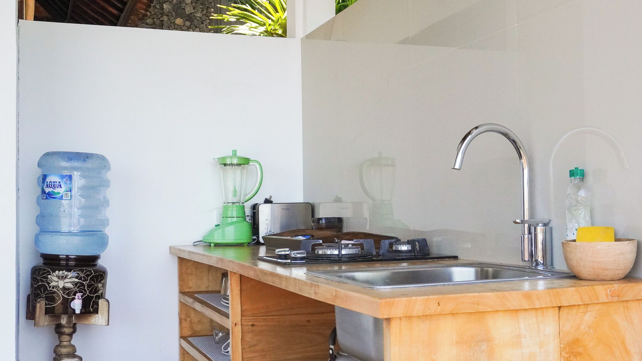 Surface de cuisson, bouilloire électrique, grille-pain