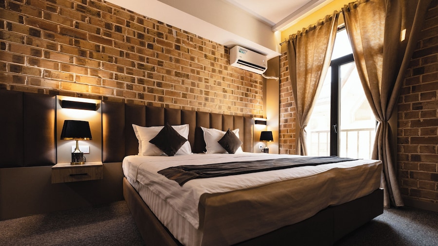 Art Air Hotel