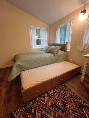 1 chambre, bureau, Wi-Fi gratuit, draps fournis