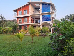 Front of property - Krushnakunj Holiday Resort, Nagaon (Alibag)