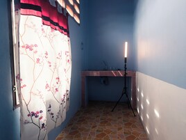 Televisión LED 27 pulgadas con canales de televisión vía satélite