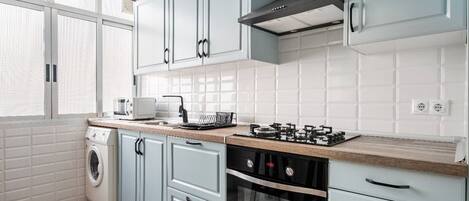 Fridge, microwave, coffee/tea maker