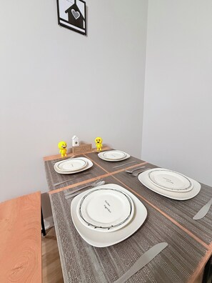 Dining - Cornhusker Stadium Lodge (Lincoln)