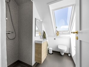 Bathroom - "Solvey" - 400m from the sea by Interhome (Sæby)