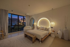 Villa Luxe, patio, vue piscine | 4 chambres, draps en coton égyptien, literie de qualité supérieure