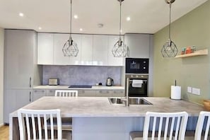Microwave, oven, dishwasher