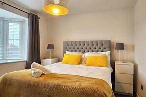 1 bedroom, iron/ironing board, free WiFi