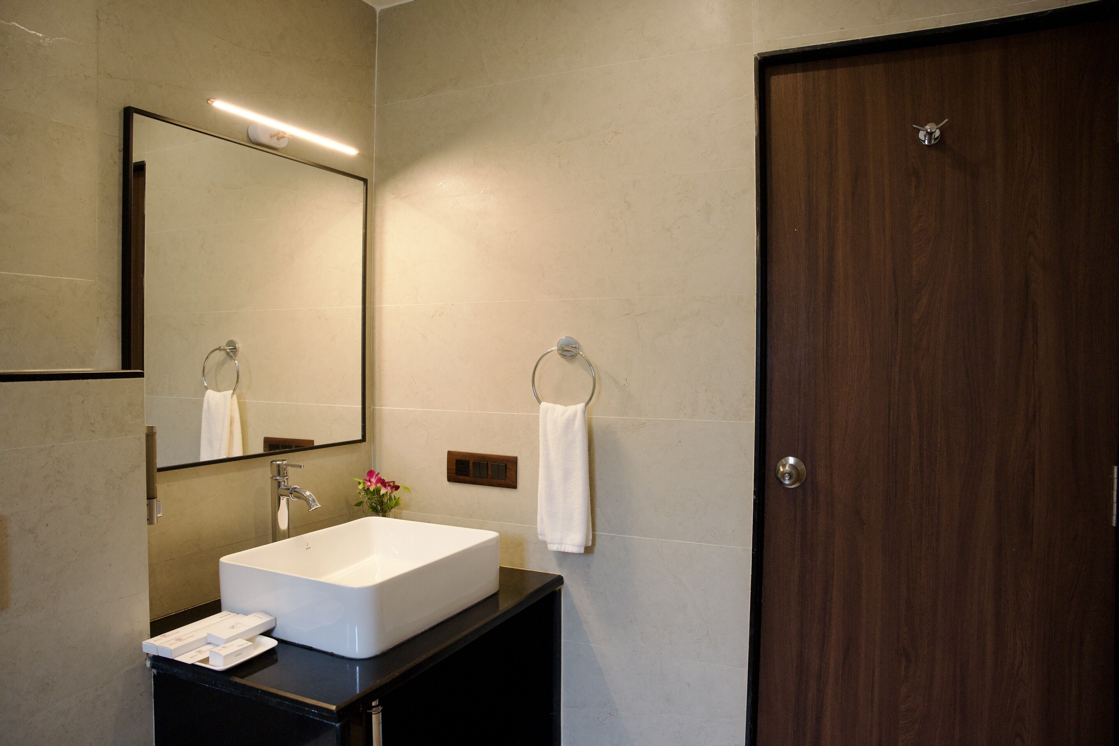 Shower, towels, soap, shampoo