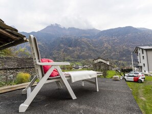 Property grounds - Wonderful private villa for 6 people with WIFI, TV, patio and pets allowed (Prosto)