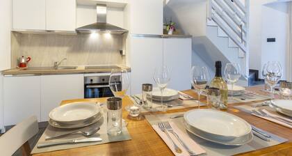 Magnifique maison de vacances privée avec WIFI, TV, patio, animaux admis et parking