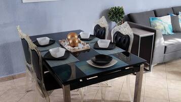 独立别墅, 3 间卧室, 吸烟房, 露台 | 餐厅