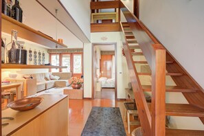 Standard Apartment, Multiple Bedrooms (Lo Stambecco) | Staircase - Lo Stambecco (Bardonecchia)