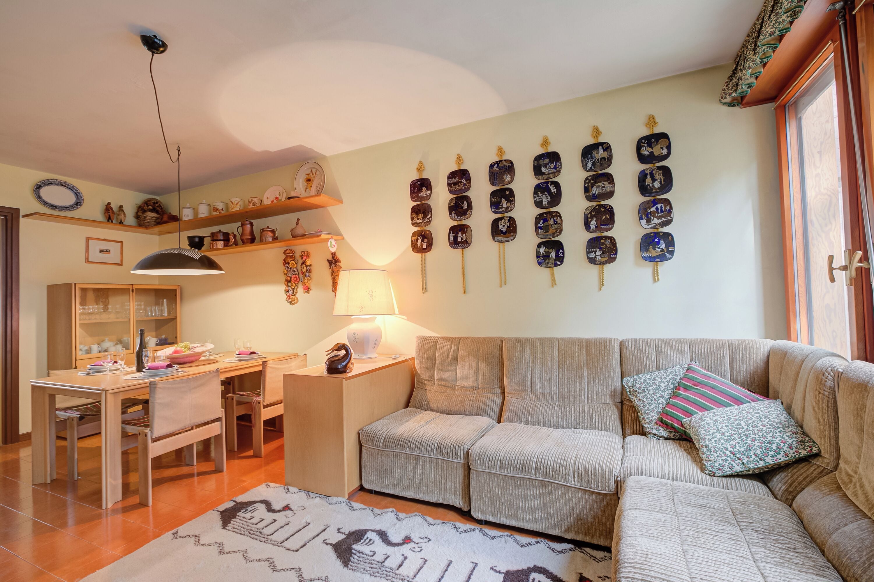 Standard Apartment, Multiple Bedrooms (Lo Stambecco) | Living area | 21-inch flat-screen TV with cable channels