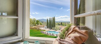 Amazing Panoramic Villa La Poggiola