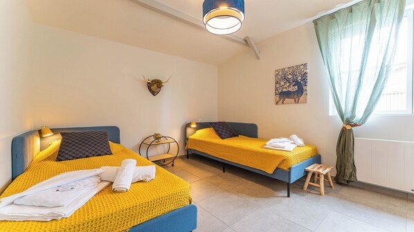3 bedrooms, iron/ironing board, travel crib, WiFi