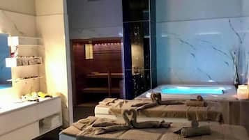 Sauna, Whirlpool, Dampfbad