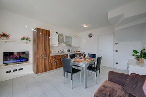 Apartment | 2 bedrooms - La Perla Di Pianello (Pianello del Lario)