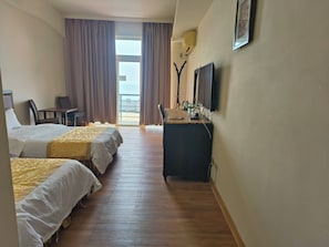 Laptop workspace, free WiFi - HAITENHOTEL (Nangan)