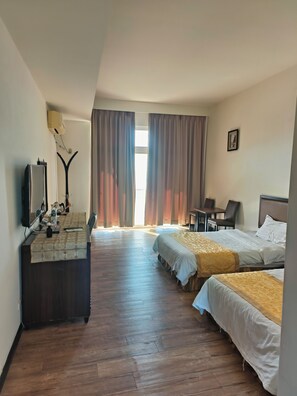 Chambre Standard avec lits jumeaux, balcon, vue plage