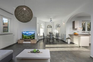 Standard Villa, Multiple Bedrooms, 2 Bathrooms (Villa Filleona) | Interior - Villa Filleona (Labin)