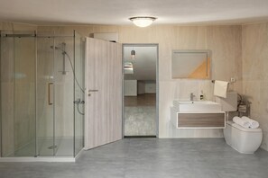 Standard Villa, Multiple Bedrooms, 2 Bathrooms (Villa Filleona) | Bathroom | Separate tub and shower, hair dryer, bidet, towels - Villa Filleona (Labin)