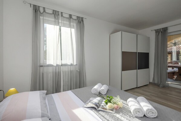Standard Villa, Multiple Bedrooms, 2 Bathrooms (Villa Filleona) | 4 bedrooms, iron/ironing board, free WiFi, bed sheets - Villa Filleona (Labin)