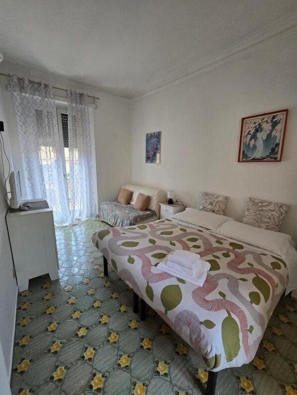 Comfort Triple Room, Garden View