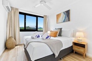 In-room safe, iron/ironing board, free WiFi - Aquarius Esplanade Retreat (Cairns)