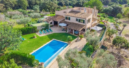 Reynes in Mallorca With 3 Bedrooms and 2 Bathrooms