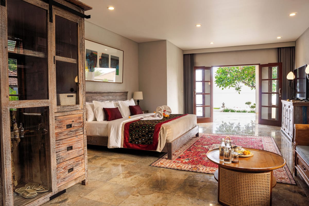 Suite de lujo, vista al mar | 1 habitación, insonorización y tabla de planchar con plancha