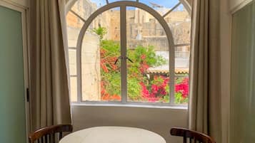 Rumah | 3 kamar tidur dan internet