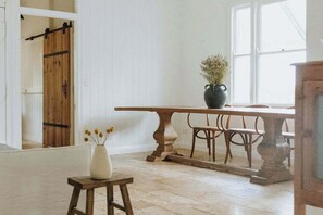 Interior - Luxe Hinterland Stay, Eastnor at Montville Estate (Sunshine Coast Hinterland)