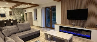 Villa De Miguel Enjoy a Pleasant Moment With Family or Friends