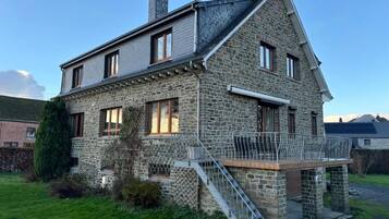 Villa, 5 slaapkamers, roken, balkon | Exterieur