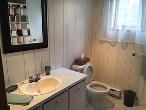 Shower, towels - Chalet Le St-Laurent | River View • Rivière-du-Loup (Rivière-du-Loup)