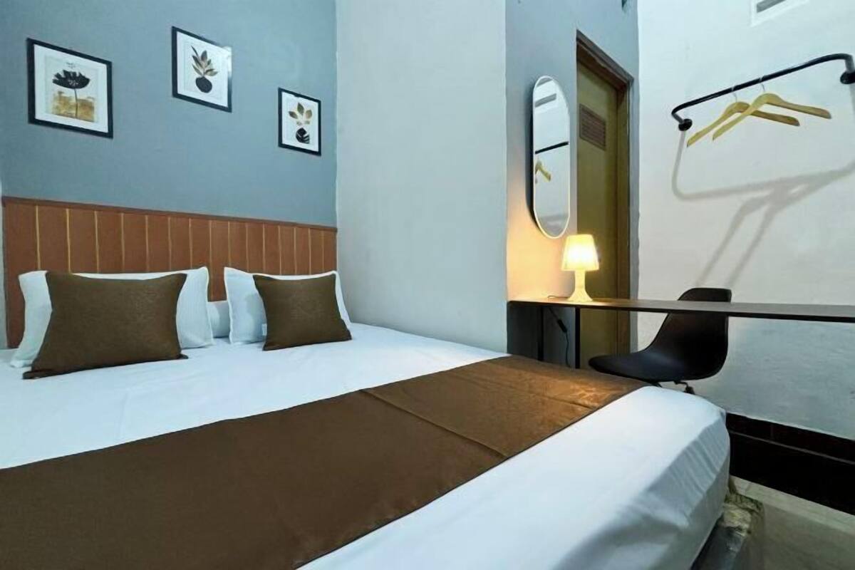 Premium bedding, soundproofing, free WiFi