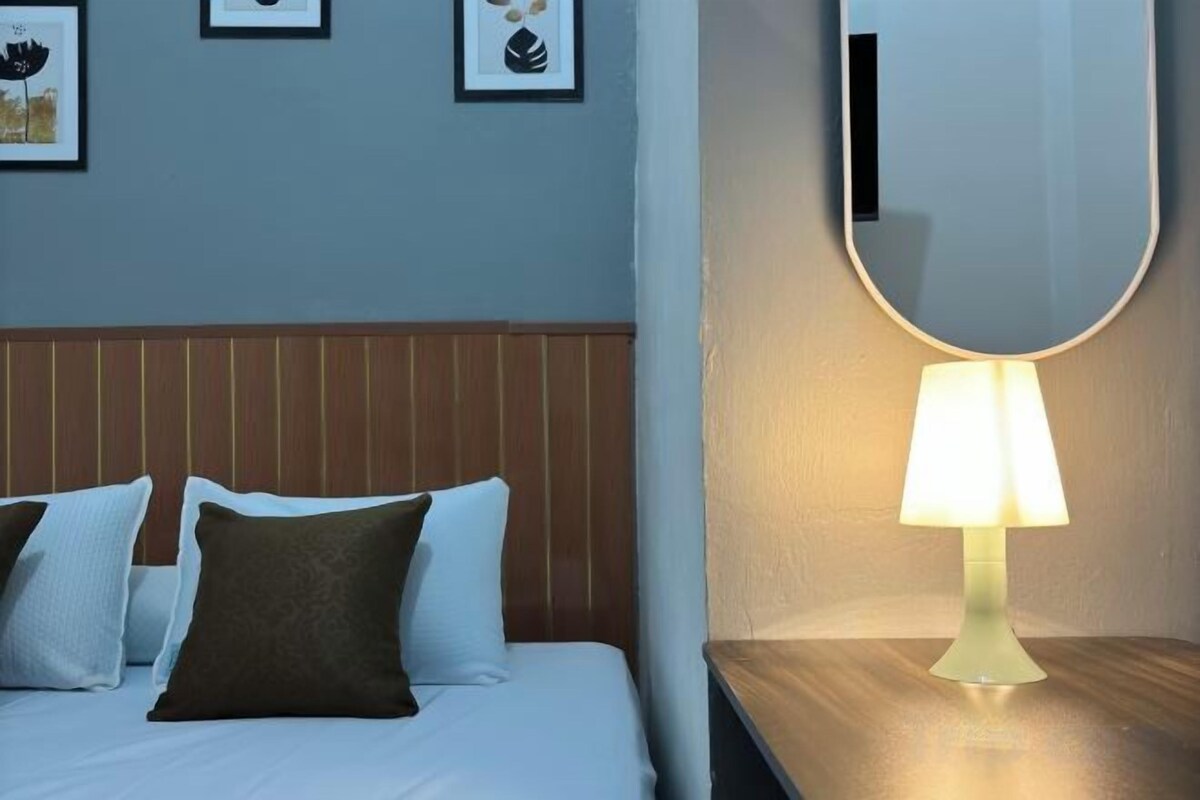 Peralatan tempat tidur premium, kalis bunyi, Wi-fi percuma 