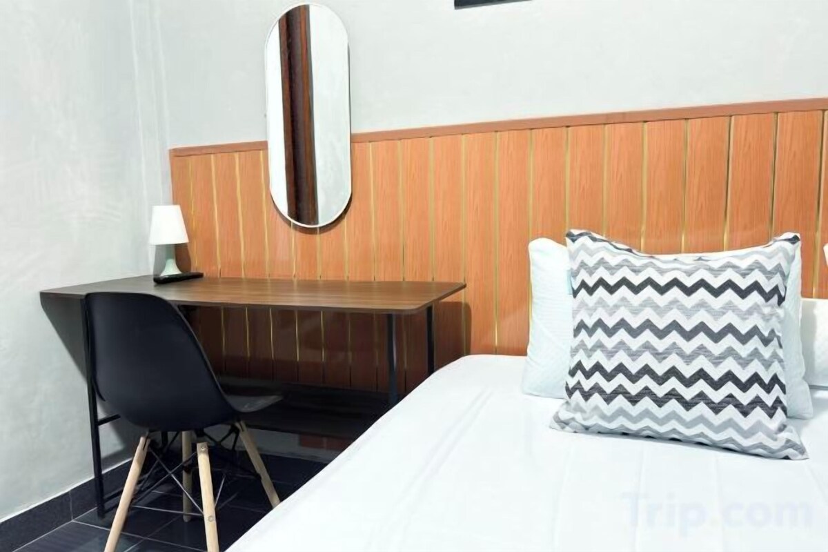 Peralatan tempat tidur premium, kalis bunyi, Wi-fi percuma 