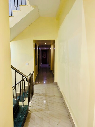 Suraj Guest House