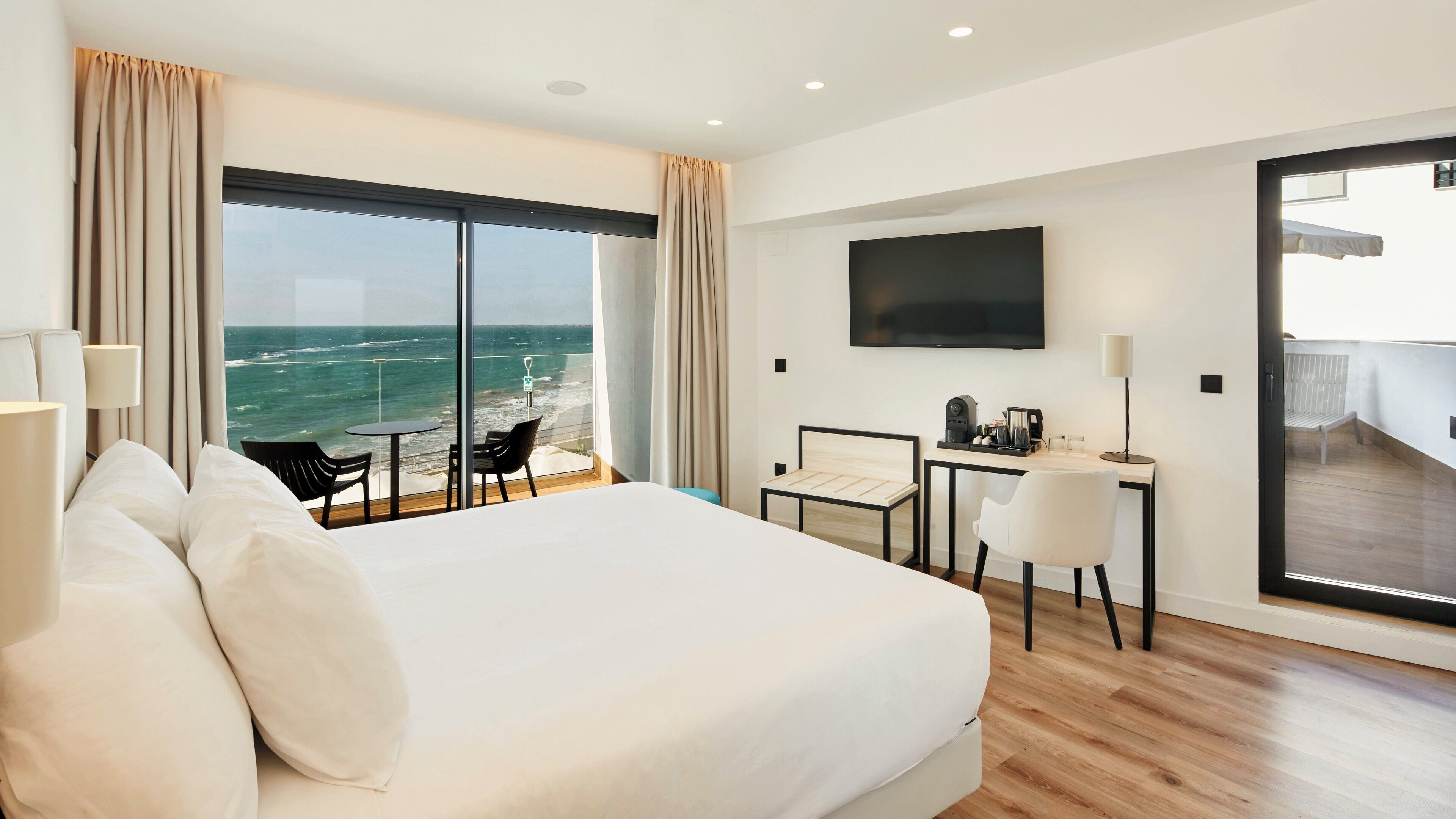 Superior Double Room, Terrace (Premium, Lateral Sea View) | Minibar, in-room safe, desk, free WiFi