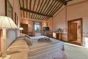 7 soverom, strykejern/-brett og wi-fi