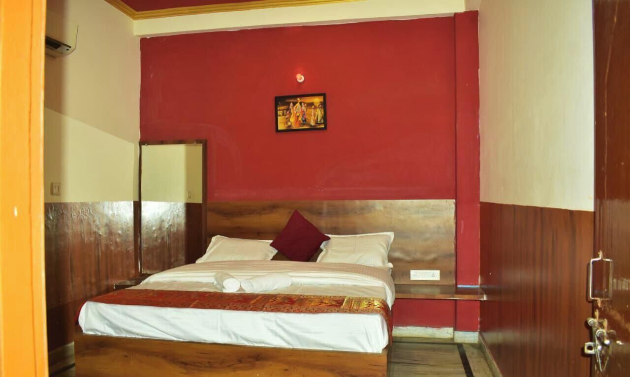 Chambre Double Standard (Double Deluxe With AC Room)